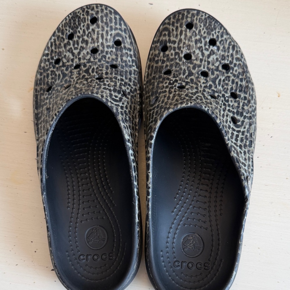 CROCS Leopard-Print Clog in Black and Tan
